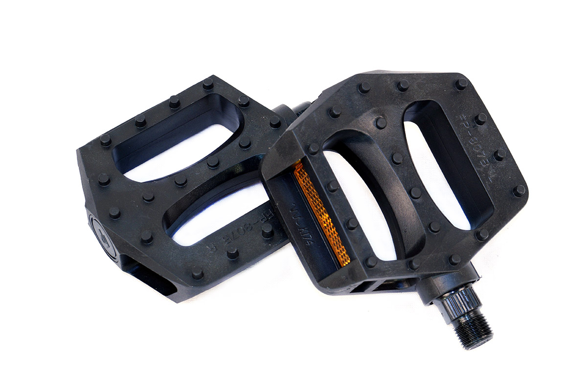 Педали Feimin FP-807B, 1\2", ось 12мм, для 12-16", (детские)
